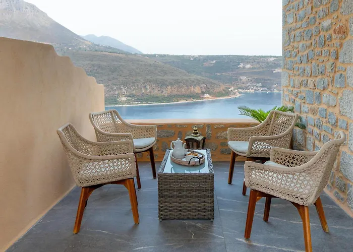 Akrolithi Guesthouse