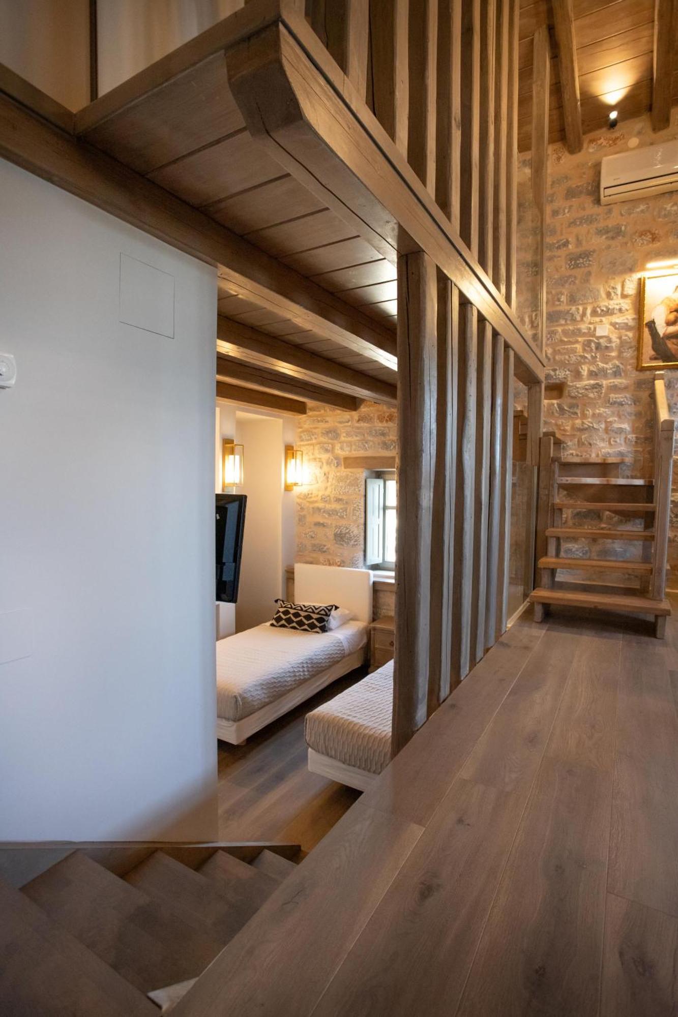 Akrolithi Apartament