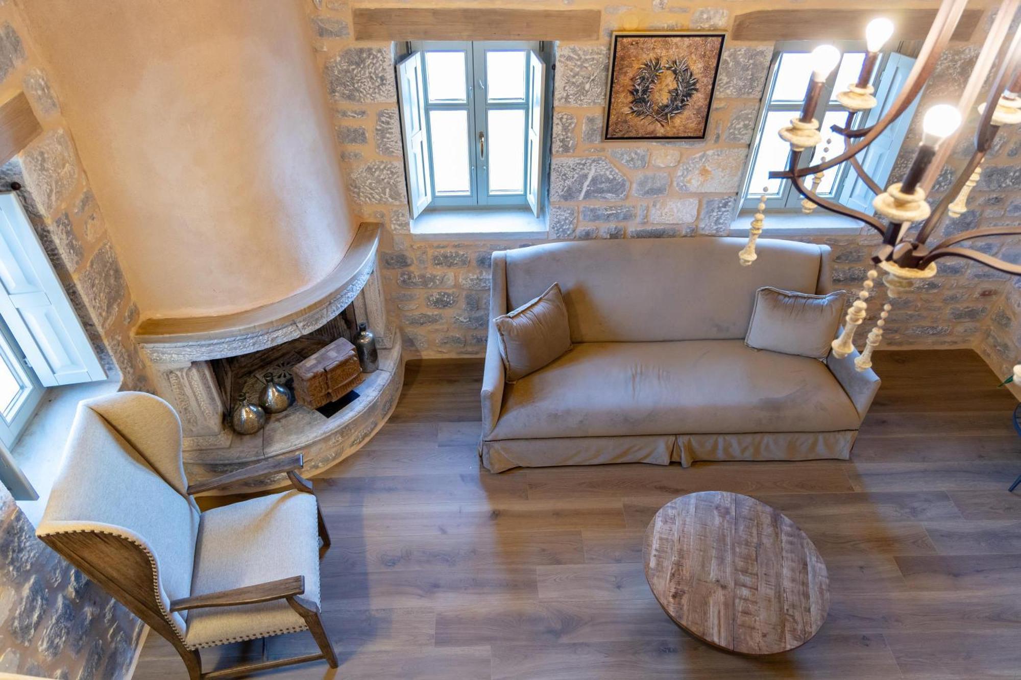 Apartament Akrolithi